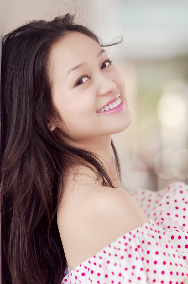 女生奖励自己的视频素材